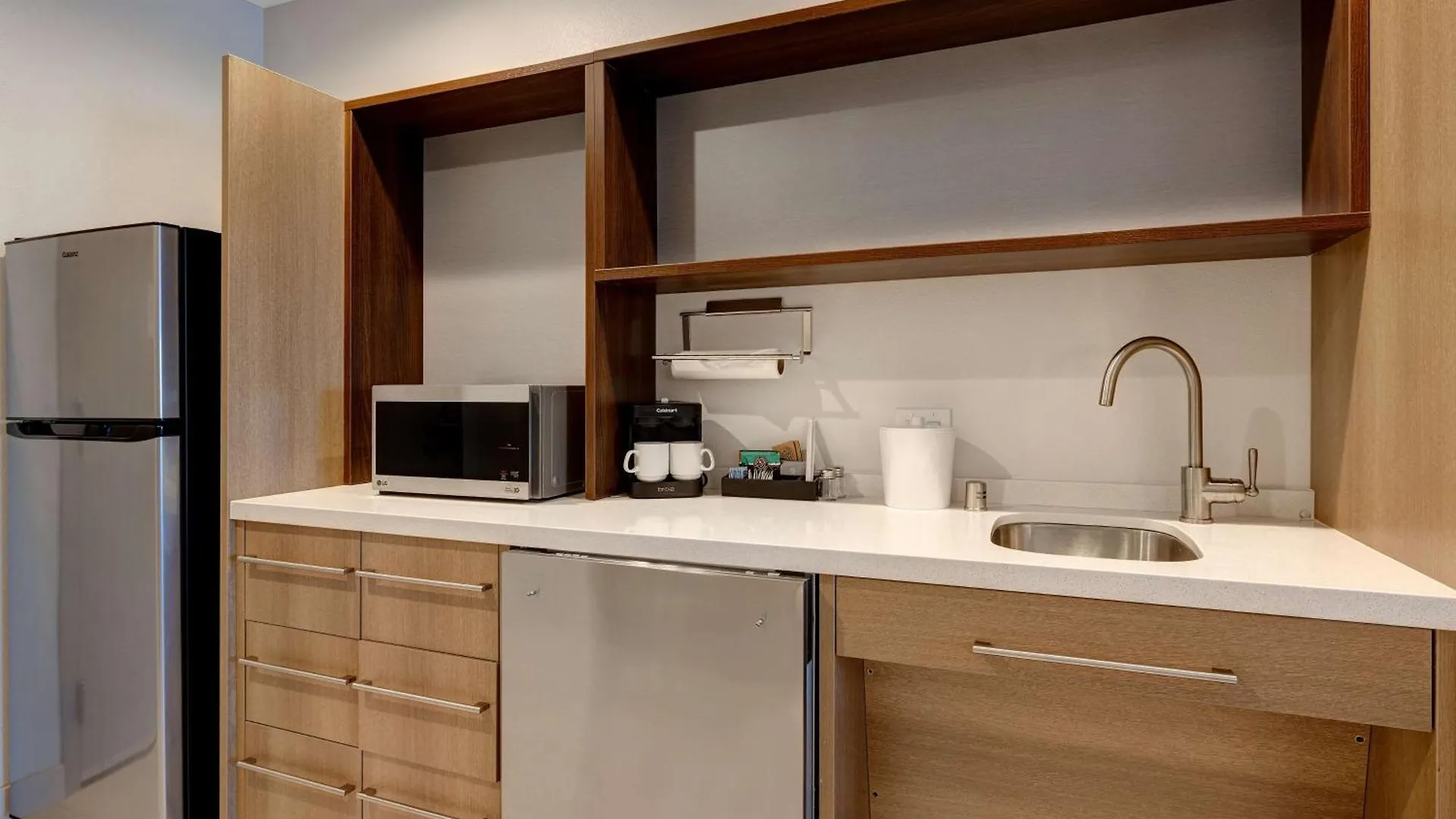 Home2 Suites By Hilton Las Vegas Northwest 3*,