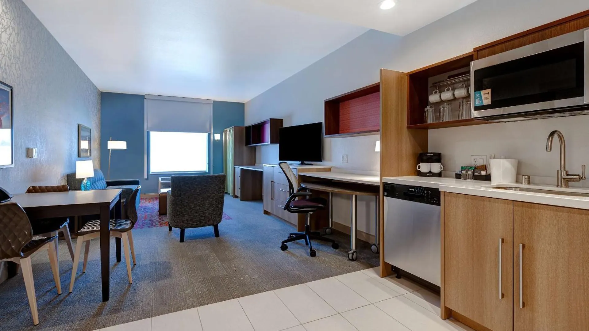 Home2 Suites By Hilton Las Vegas Northwest 3*,