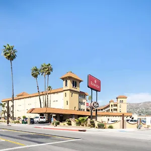 Hotel Ramada By Wyndham Airport ****